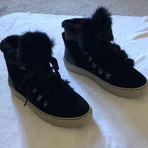 Cougar Dani Bootie, NWT, Size 7